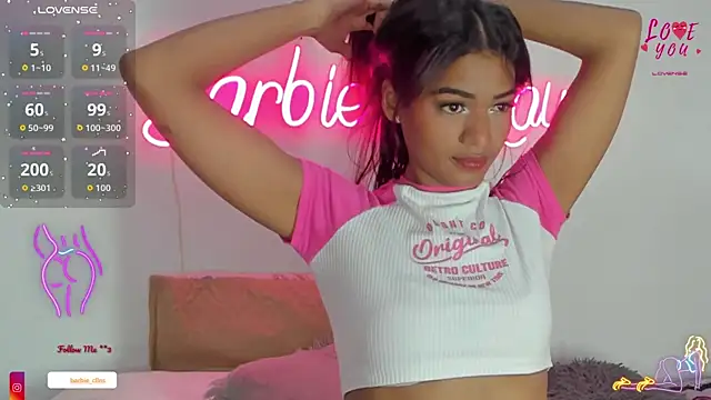 BarbieHotLaura online show from September 21, 2025, 10:00 pm