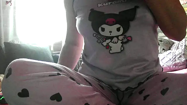 LisaPuree online show from March 18, 2026, 5:21 am