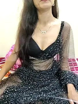 indian yourshreya69 online show from November 4, 2025, 6:01 am