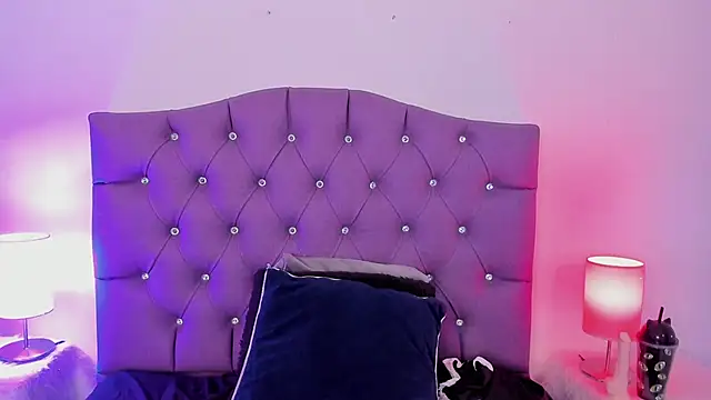 Nyx nayla online show from January 6, 2025, 10:58 pm