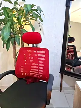 emmily d online show from January 31, 2025, 5:42 pm