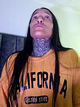 Nicole420squirt online show from March 19, 2025, 2:37 am