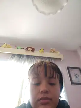 LorenRosse online show from October 15, 2025, 4:56 am