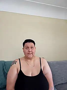 DevilDahm online show from April 16, 2026, 9:39 pm