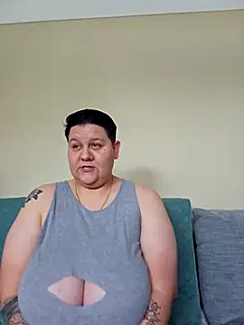 DevilDahm online show from April 21, 2026, 7:28 pm