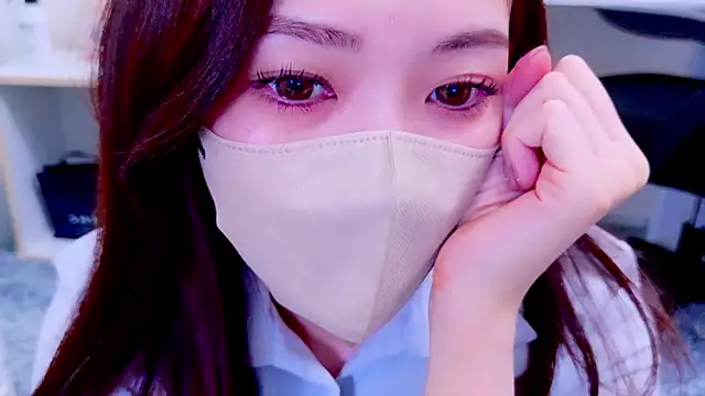 oxo yuna oxo online show from December 4, 2024, 11:30 am