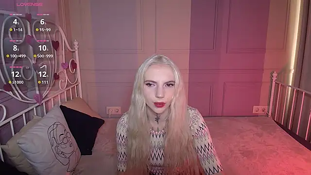 AnneTenet online show from February 13, 2025, 10:23 am