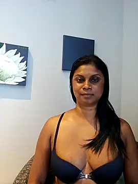 Snapshot of Sensual_indian7 chatting on February 4, 2025, 12:22 pm Sensual indian7 online show from February 4, 2025, 12:22 pm
