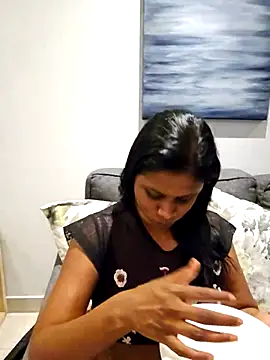 Snapshot of Sensual_indian7 chatting on February 18, 2025, 4:48 pm Sensual indian7 online show from February 18, 2025, 4:48 pm