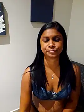 Snapshot of Sensual_indian7 chatting on March 15, 2025, 10:11 pm Sensual indian7 online show from March 15, 2025, 10:11 pm