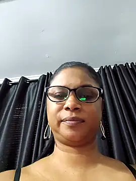 Snapshot of Sensual_indian7 chatting on October 9, 2025, 1:09 pm Sensual indian7 online show from October 9, 2025, 1:09 pm