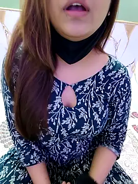 Hoty-Shivangi online show from September 15, 2025, 8:25 am