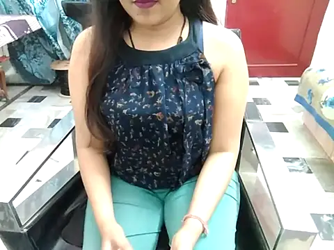 aarushi sharmaa online show from February 23, 2025, 7:07 pm