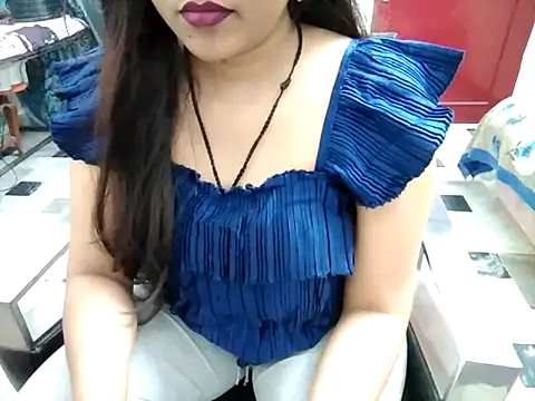 aarushi sharmaa online show from March 2, 2025, 5:12 am