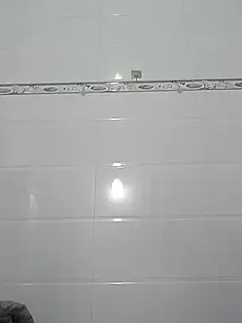 girldam95 online show from February 18, 2026, 6:53 am