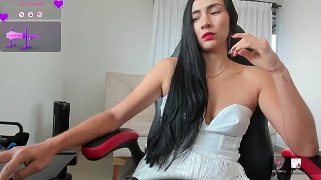 coniie jhons online show from April 18, 2026, 11:47 am