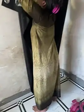 xyztopbeing online show from January 3, 2025, 6:44 am