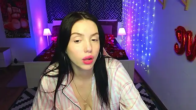 AliceSpark online show from March 8, 2025, 8:35 pm