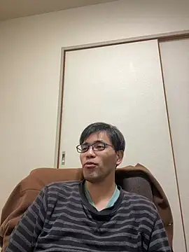 Snapshot of ryusei18570 chatting on February 8, 2025, 4:14 pm ryusei18570 online show from February 8, 2025, 4:14 pm