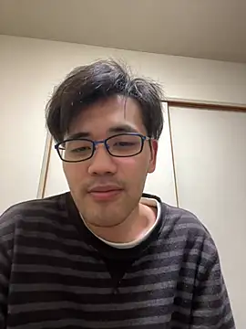 Snapshot of ryusei18570 chatting on February 16, 2025, 7:15 am ryusei18570 online show from February 16, 2025, 7:15 am