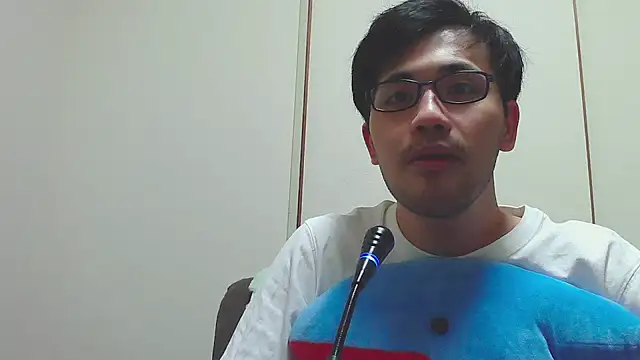 Snapshot of ryusei18570 chatting on September 10, 2025, 1:55 pm ryusei18570 online show from September 10, 2025, 1:55 pm