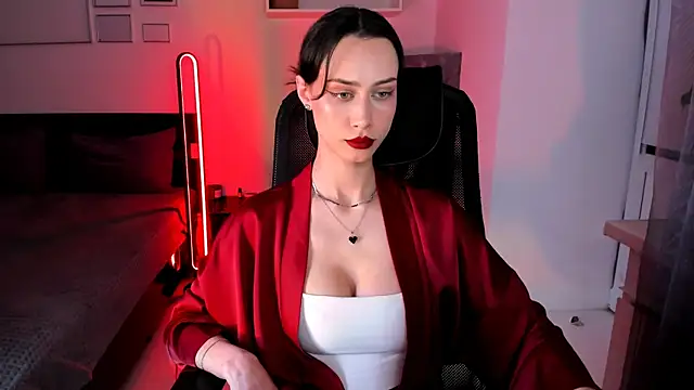 unaericaabistrong online show from April 15, 2026, 7:32 pm