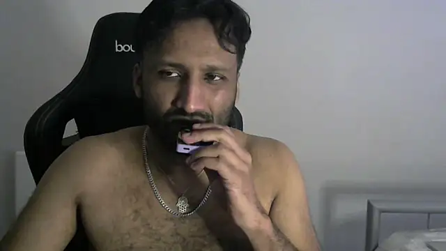 Snapshot of shadthebiguy chatting on March 12, 2025, 12:26 pm shadthebiguy online show from March 12, 2025, 12:26 pm