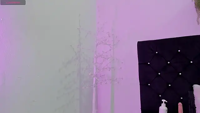 Natasha by online show from March 12, 2025, 4:56 pm