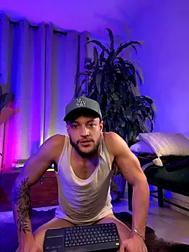 felixsantox online show from October 2, 2025, 12:28 am