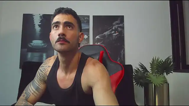 Snapshot of Austin_bolt chatting on March 15, 2025, 2:24 am Austin bolt online show from March 15, 2025, 2:24 am