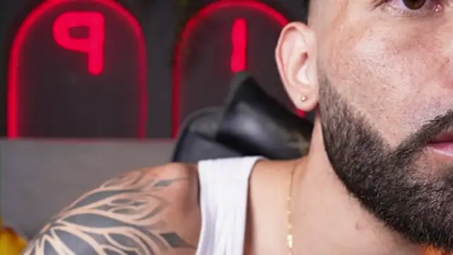 Austin bolt online show from November 1, 2025, 3:41 am