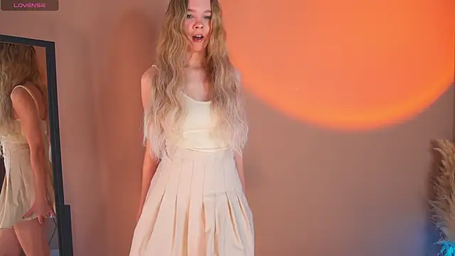  AlinaBailey online show from January 8, 2025, 8:16 am