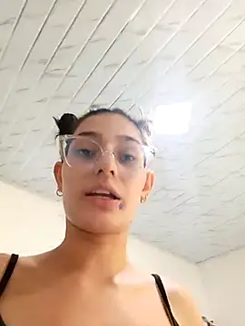 Ary-18 online show from November 6, 2025, 1:56 pm