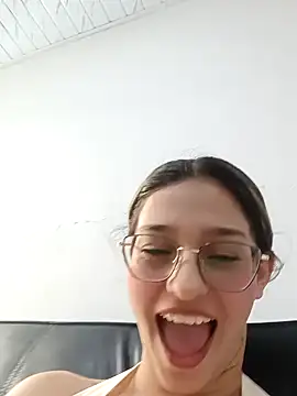 Ary-18 online show from March 20, 2026, 2:00 pm