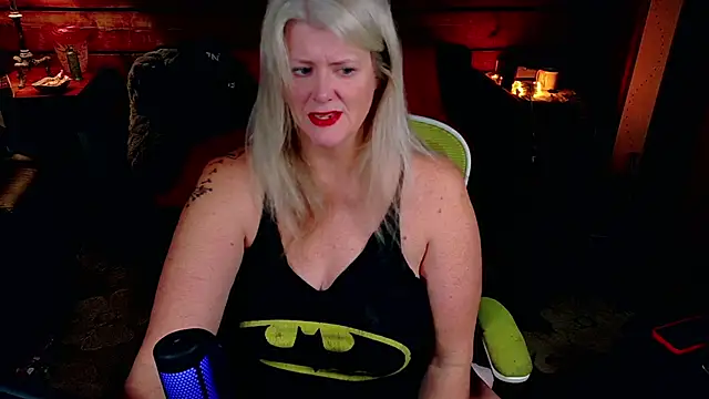 AliceHarlot online show from November 26, 2025, 5:30 am