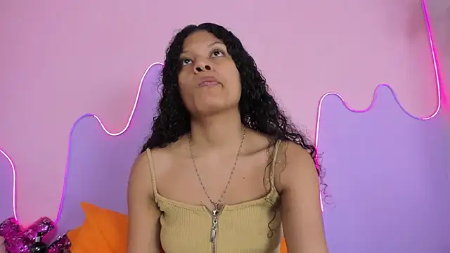 Mingie Rouse online show from March 12, 2026, 3:01 am