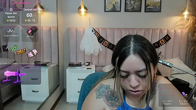 Annie karlsson   online show from October 23, 2025, 4:01 am