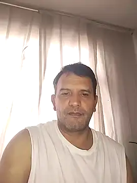 RogueTraveler online show from March 4, 2025, 3:37 pm