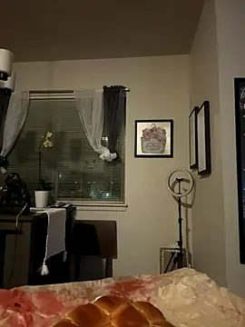 TransboyJay online show from September 12, 2025, 7:41 am