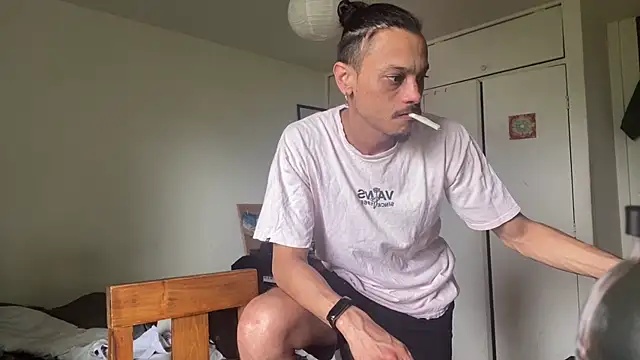 Snapshot of villanocat chatting on December 6, 2024, 4:28 pm villanocat online show from December 6, 2024, 4:28 pm