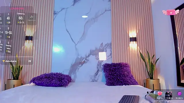 Snapshot of valentina_lux chatting on January 15, 2025, 7:26 am valentina lux online show from January 15, 2025, 7:26 am