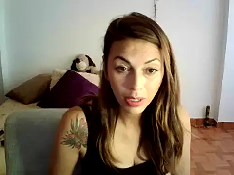 Hanna Charming online show from December 4, 2024, 3:43 pm