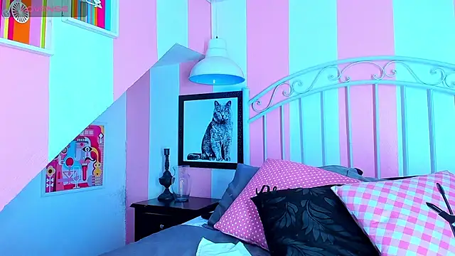 Liah Grey8 online show from December 17, 2024, 9:16 pm