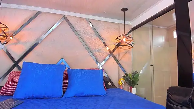Liah Grey8 online show from June 8, 2026, 9:15 pm