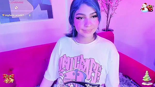 Salem skyler  online show from December 17, 2024, 10:23 am