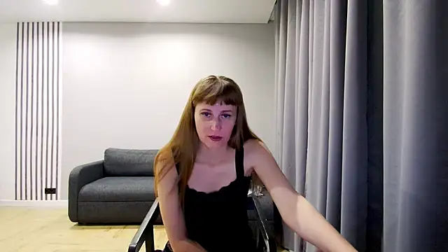 Snapshot of Daniella_Lorente chatting on December 28, 2024, 12:15 am Daniella Lorente online show from December 28, 2024, 12:15 am