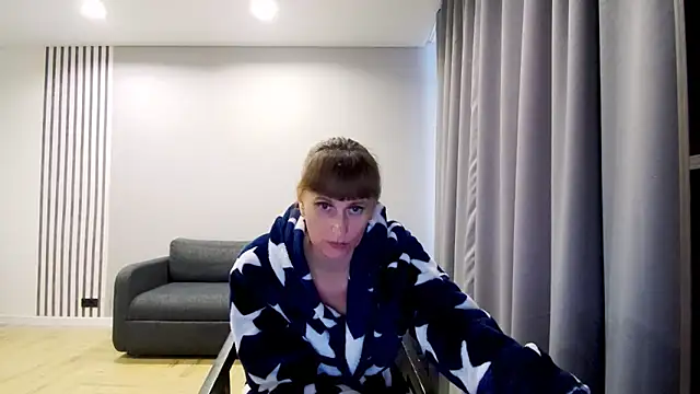 Snapshot of Daniella_Lorente chatting on February 18, 2025, 5:31 am Daniella Lorente online show from February 18, 2025, 5:31 am