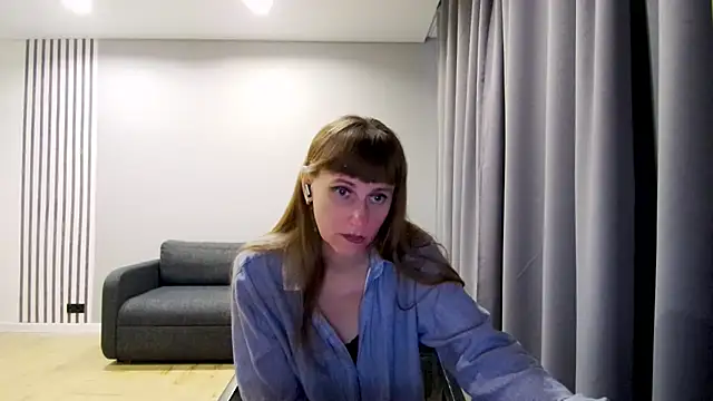 Snapshot of Daniella_Lorente chatting on February 23, 2025, 4:28 am Daniella Lorente online show from February 23, 2025, 4:28 am