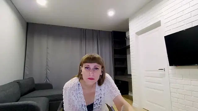 Snapshot of Daniella_Lorente chatting on October 22, 2025, 6:18 pm Daniella Lorente online show from October 22, 2025, 6:18 pm