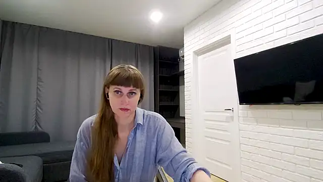 Daniella Lorente online show from May 1, 2026, 11:31 pm